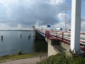 Haringvlietbrug (1).JPG